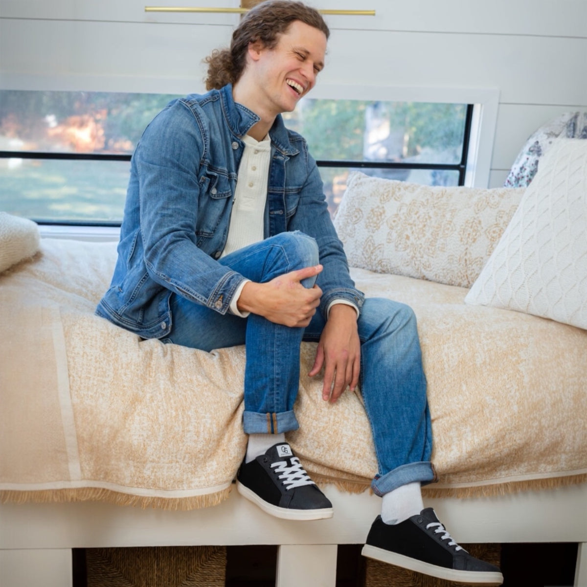 Sustainable Sneakers - OG Pineapple Low-Top